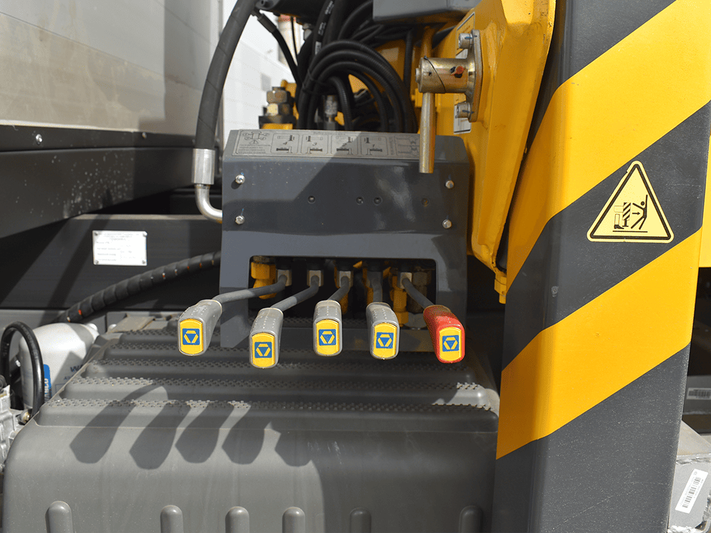 КМУ на шасси Howo T5G